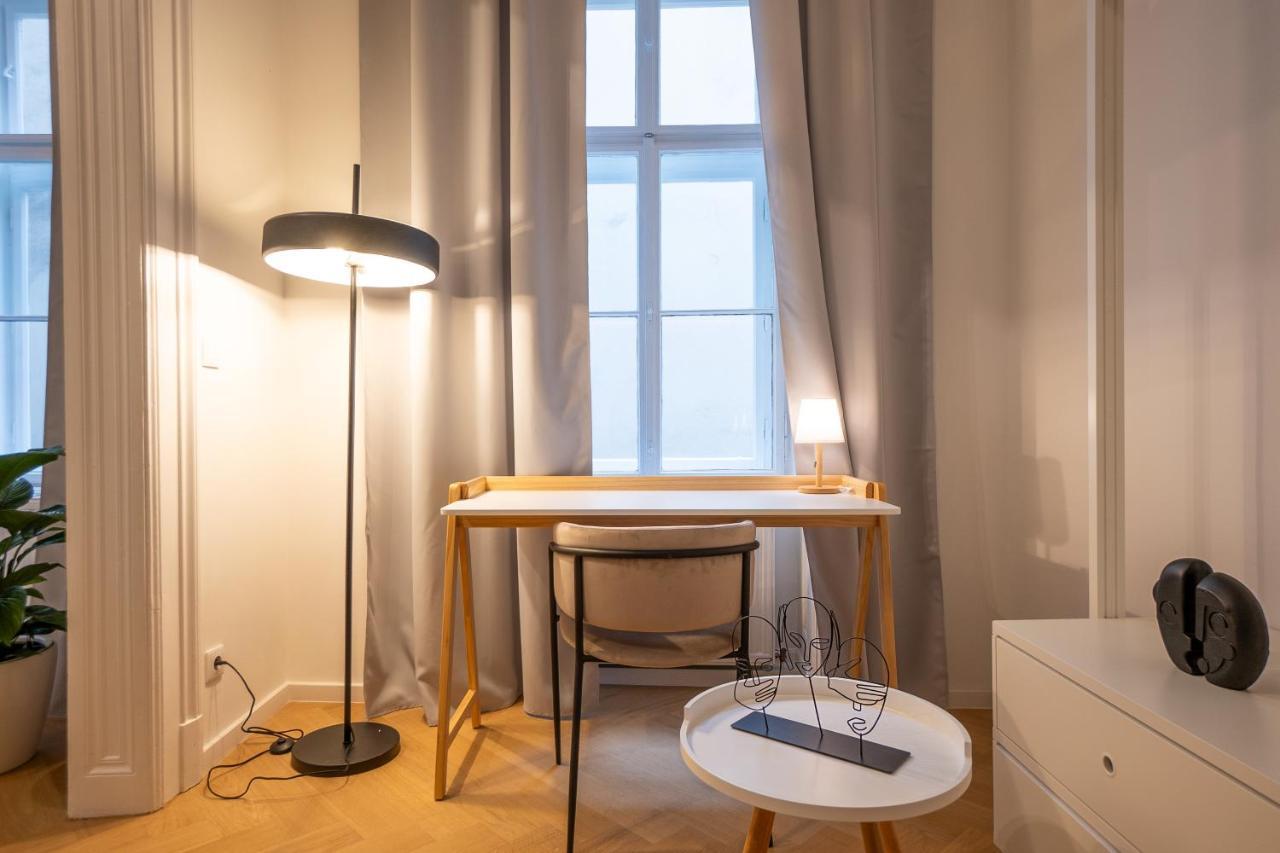 Spacious 110м2 Flat In The Center * Vienne